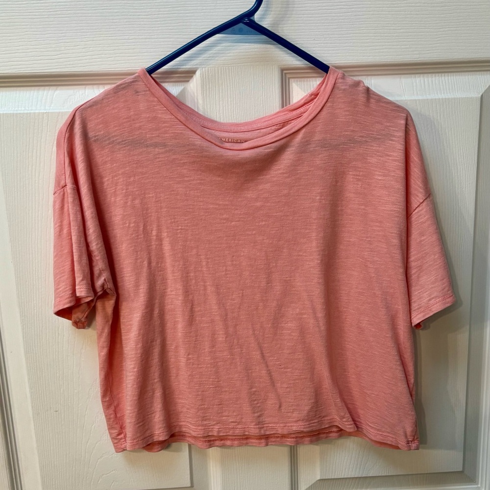 American Eagle Outfitters Coral cropped Short Sleeve Tee